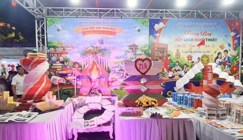 Ngày hội Sách Đà Nẵng 2026 gồm nhiều hoạt động như trưng bày, triển lãm tài nguyên thông tin; tuyên truyền giới thiệu sách; các chương trình giao lưu, tọa đàm; cuộc thi xếp sách nghệ thuật và thuyết trình mô hình sách...