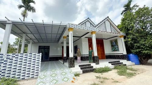 Căn nhà khang trang của anh Thạch Kim Sang.