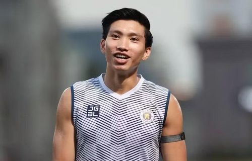 Tuy vậy, đội bóng Thủ đô sẽ không thể có được sự phục vụ của hậu vệ Đoàn Văn Hậu vì lý do thẻ phạt.
