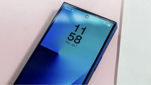 Những tin đồn xung quanh Galaxy Z Fold 8 cho rằng Samsung có thể sử dụng cùng loại vật liệu màn hình M13 mà hãng đã sử dụng trong vài năm qua.