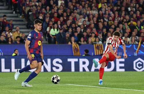  Julian Alvarez ghi bàn ở tứ kết lượt đi Champions League. 