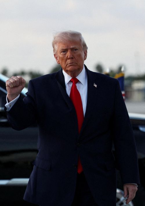  Những người ủng hộ ông Trump tin rằng sự khó đoán, thất thường của ông có tính chiến lược. Ảnh: Reuters. 
