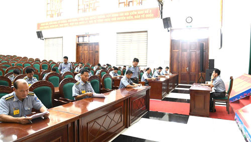 Các thí sinh thi phần nhận thức bằng hình thức trắc nghiệm. 