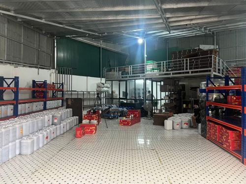 Toàn bộ hàng hóa vi phạm đã bị niêm phong để xử lý theo quy định. Ảnh nguồn DMS