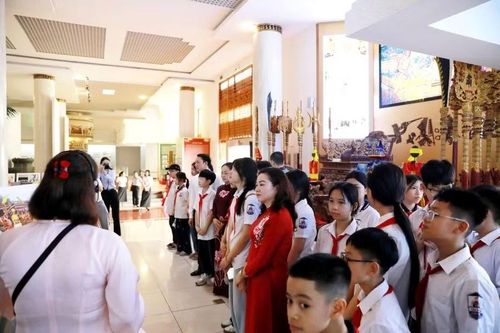 Không gian văn hóa giàu giá trị giáo dục.