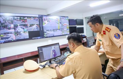 Cảnh sát Giao thông Tây Ninh ứng dụng chuyển đổi số trong kiểm soát vi phạm, góp phần giảm tai nạn giao thông.