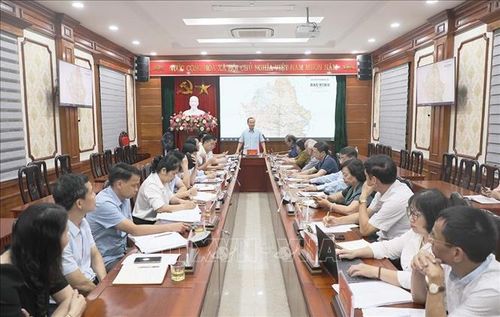 Toàn cảnh buổi làm việc.