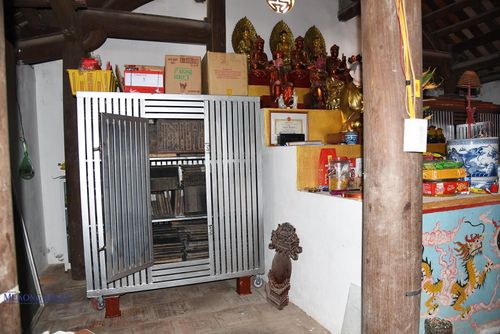 Kho lưu trữ mộc bản tại chùa Trăm Gian, xã An Phú. Ảnh: Phùng Nguyện.