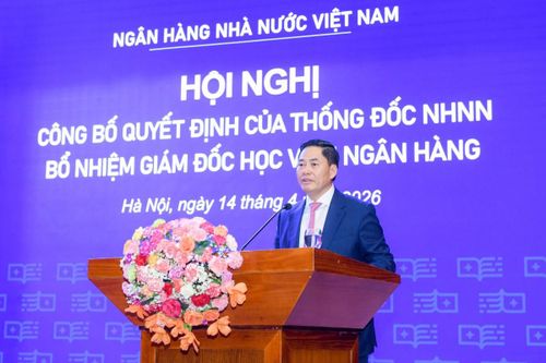 Giám đốc Học viện Ngân hàng Bùi Hữu Toàn chia sẻ, đối với cá nhân ông, đây là một ngày đặc biệt và là vinh dự to lớn khi được Thống đốc NHNN tin tưởng, trực tiếp giao nhiệm vụ