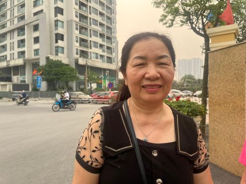 Bà Nguyễn Thị Hằng ở Tổ dân phố Triều Khúc, phường Thanh Liệt. Ảnh: Kim Xuyến.