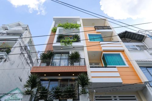 Một số phường, xã trên địa bàn TP.HCM đang tạm dừng tiếp nhận hồ sơ cấp phép xây dựng nhà ở riêng lẻ. Ảnh: Quỳnh Danh.