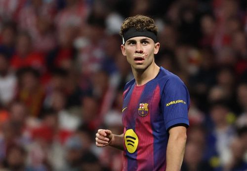  Tuy nhiên, kịch bản quen thuộc lại lặp lại với đội bóng xứ Catalonia. Phút 31, Ademola Lookman trừng phạt hàng thủ dâng cao của Barca bằng pha phản công sắc bén, đưa Atletico tái lập lợi thế về tổng tỷ số. Chung cuộc, Barcelona giành chiến thắng 2-1 ở lượt về nhưng vẫn bị loại với tổng tỷ số 2-3. 