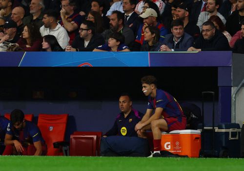  Sự cố của Lopez diễn ra trong bối cảnh trận đấu có nhịp độ cực cao. Barcelona nhập cuộc bùng nổ khi dẫn trước 2-0 chỉ sau 25 phút. Lamine Yamal mở tỷ số từ sai lầm của hàng thủ đối phương, trước khi Ferran Torres nhân đôi cách biệt bằng cú dứt điểm gọn gàng. 
