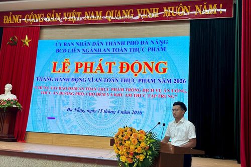 Đại diện Công ty Cổ phần Peco Food phát biểu hưởng ứng “Tháng hành động vì an toàn thực phẩm” năm 2026.