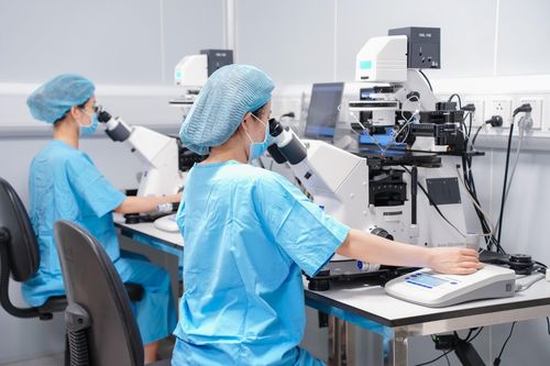 IVF Hồng Ngọc - Phúc Trường Minh ứng dụng Piezo ICSI trong IVF