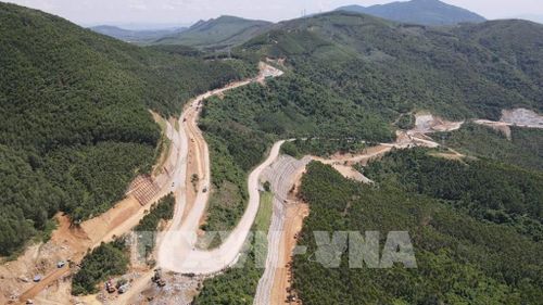 Dự án cao tốc Quy Nhơn - Pleiku sẽ đi qua 17 xã, phường của tỉnh Gia Lai. Ảnh tư liệu: Quang Thái - TTXVN