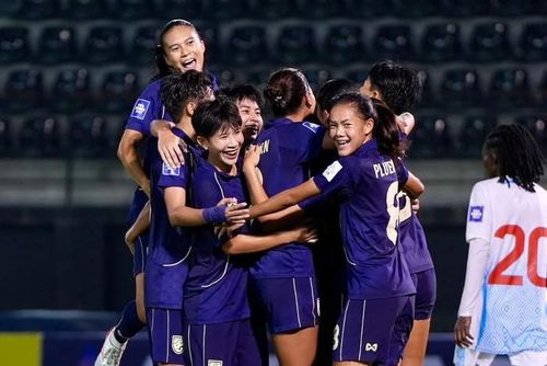 Tuyển nữ Thái Lan xuất sắc vô địch giải đấu của FIFA. Ảnh: FAT