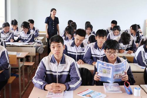 Theo thông báo từ Bộ Giáo dục và Đào tạo, Kỳ thi tốt nghiệp THPT năm 2026 không công bố đề minh họa