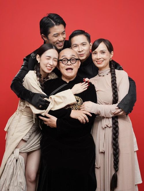 Tổ ấm viên mãn của nam nghệ sĩ.
