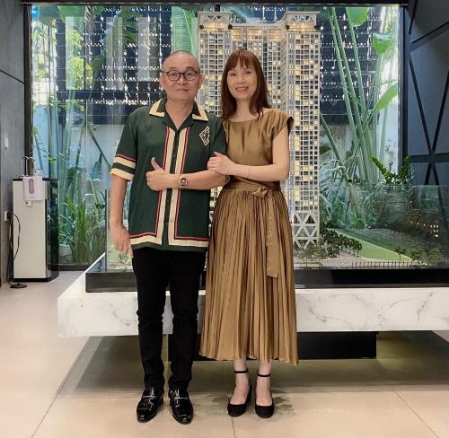 Nghệ sĩ Xuân Hinh và vợ có cuộc hôn nhân hơn 30 năm vẫn cơm dẻo canh ngọt.