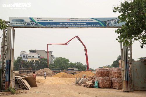 Bến xe Yên Sở sẽ được vận hành theo mô hình hiện đại, với nhiều khâu được tự động hóa. Các hoạt động như kiểm soát phương tiện ra vào, hiển thị thông tin chuyến xe, điều phối khu vực đón trả khách… sẽ được tổ chức theo hướng giảm phụ thuộc vào nhân lực, tăng tính minh bạch và thuận tiện cho hành khách.