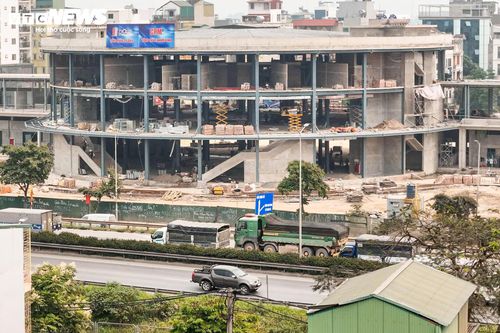 Hiện nay, khối nhà chính với thiết kế hình tròn cơ bản hoàn thành phần thô.