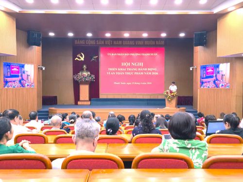 Toàn cảnh hội nghị triển khai “Tháng hành động vì an toàn thực phẩm” năm 2026 tại phường Thanh Xuân. Ảnh: Tùng Lâm