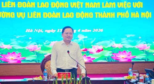 Chủ tịch Tổng LĐLĐ Việt Nam Nguyễn Anh Tuấn phát biểu tại hội nghị. Ảnh: H. Hà
