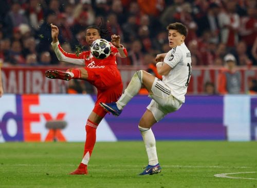  Olise là món hời của Bayern Munich. 