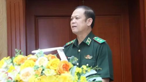 Trung tướng Nguyễn Anh Tuấn, Chính ủy Bộ đội biên phòng, phát biểu chỉ đạo tại hội nghị.