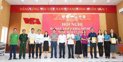 Các đơn vị ký kết quy chế và ra mắt mô hình "Khu dân cư 3 an".