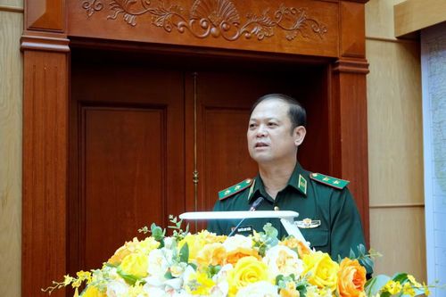 Trung tướng Nguyễn Anh Tuấn - Bí thư Đảng ủy, Chính ủy BĐBP, công bố và phát động mô hình “BĐBP - đồng hành chuyển đổi số nơi biên giới”. Ảnh: Nguyễn Minh