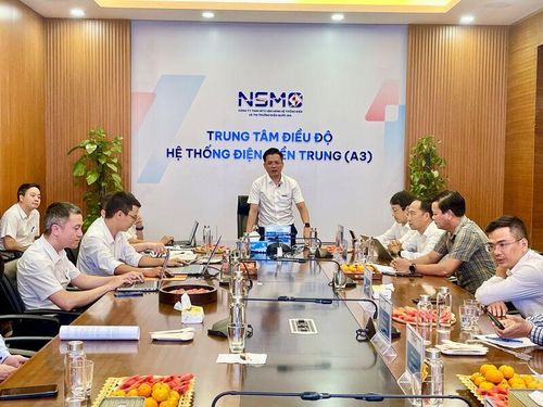 Ông Nguyễn Quốc Trung - Phó Tổng Giám đốc NSMO kiêm Giám đốc CSO trực tiếp tham gia chỉ đạo, đánh giá công tác diễn tập. Ảnh: NSMO