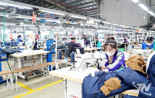 Tại các doanh nghiệp may trên địa bàn tỉnh, hoạt động sản xuất, xuất khẩu trong quý I/2026 duy trì ổn định; nhiều doanh nghiệp ký được đơn hàng mới.