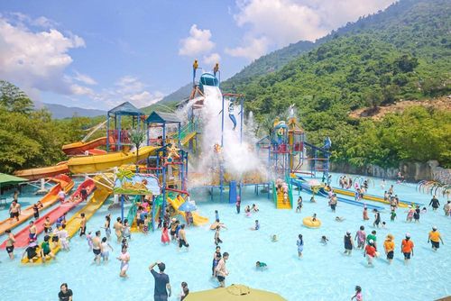 Khu du lịch Công viên Suối khoáng nóng Núi Thần Tài tiếp tục làm mới sản phẩm phục vụ du khách dịp lễ 30.4 - 1.5 và hè 2026