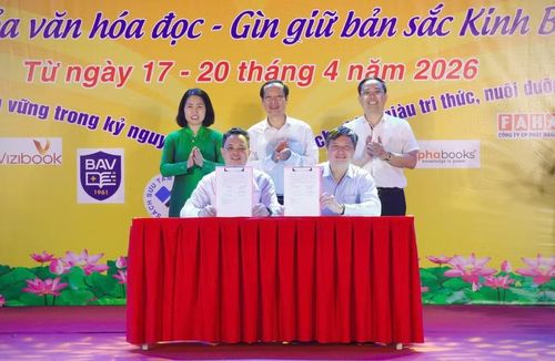 Các đại biểu chứng kiến lễ ký kết Kế hoạch phối hợp thực hiện Đề án phát triển văn hóa đọc giai đoạn 2026 – 2030.