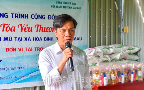 Ông Cao Thanh Quý, Chủ tịch Hội Người mù tỉnh Cà Mau, cho biết những chương trình thăm, tặng quà đã mang lại nguồn động viên quý giá đối với những người mang khiếm khuyết.