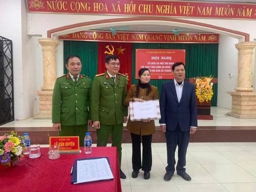 Mô hình “Rà soát tình hình an ninh, trật tự” ra mắt tại thôn Cổ Điển B cũng đã phát huy được hiệu quả. Ảnh: PV