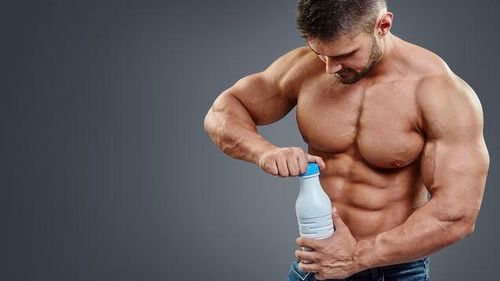 Sữa là một công cụ hỗ trợ tăng cơ hiệu quả và kinh tế.