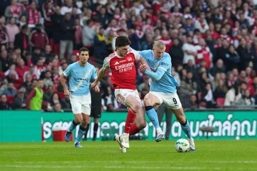  Cuộc đối đầu giữa Manchester City và Arsenal sẽ định đoạt danh hiệu Ngoại hạng Anh. ẢNH: SHUTTERSTOCK 