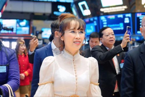  Hai ngân hàng thuộc hệ sinh thái tài chính của tỷ phú Nguyễn Thị Phương Thảo là HDBank và Ngân hàng số Vikki đều muốn tham gia VIFC. Ảnh: HDB. 
