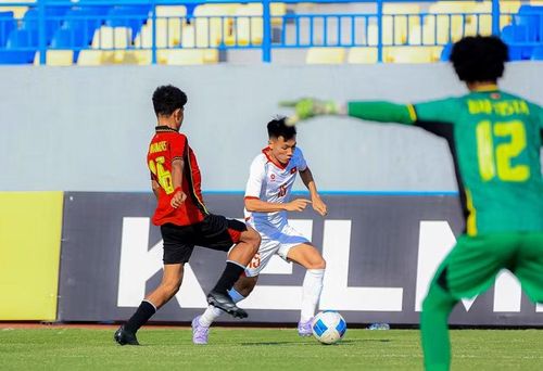 Dựa trên phong độ gần nhất ở giải U17 Đông Nam Á 2026, Siêu máy tính Chat GPT đưa ra những nhận định đáng chú ý về màn so tài giữa U17 Việt Nam và U17 Indonesia.