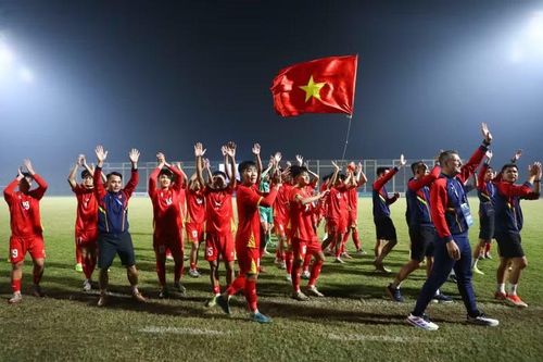 U17 Việt Nam đã 3 lần vô địch giải U17/U16 Đông Nam Á (AFF U16 Championship) vào các năm 2006, 2010 và 2017.