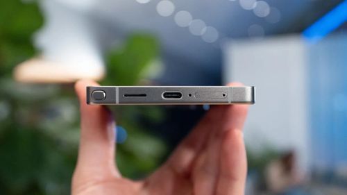 Galaxy S27 Ultra có thể là thiết bị đầu tiên áp dụng chuẩn lưu trữ UFS 5.0. Ảnh: PhoneArena