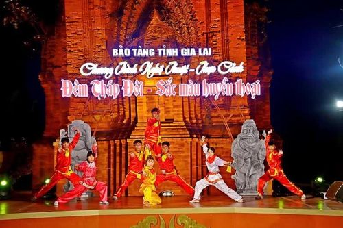 Tiết mục biểu diễn Võ cổ truyền Bình Định.