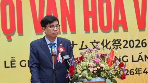 Tổng Lãnh sự Việt Nam tại Osaka Nguyễn Trường Sơn phát biểu tại Lễ hội Văn hóa Việt Nam tại Nhật Bản 2026.