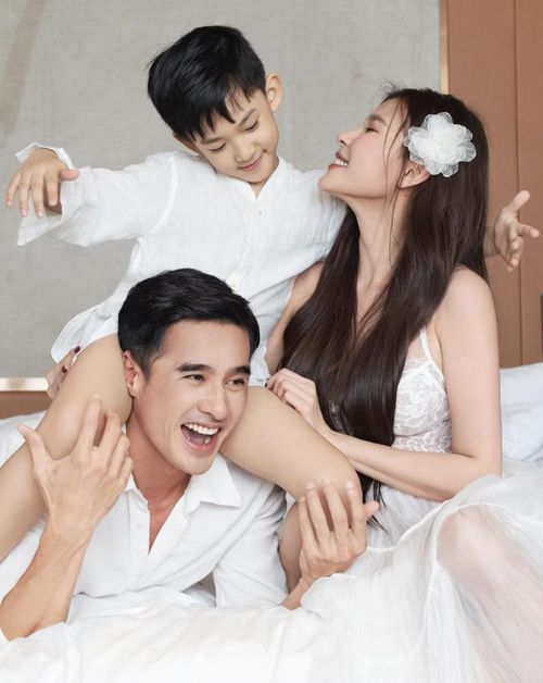 Trong suốt 10 năm qua, cả hai cũng không ngại lên tiếng bảo vệ nhau trước những ý kiến trái chiều từ dư luận.
