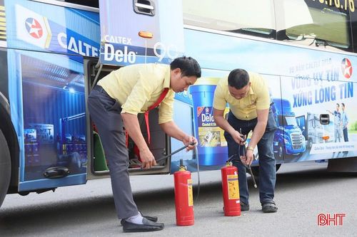 Nhà xe Văn Minh đã bán hết vé vào các ngày cao điểm.
