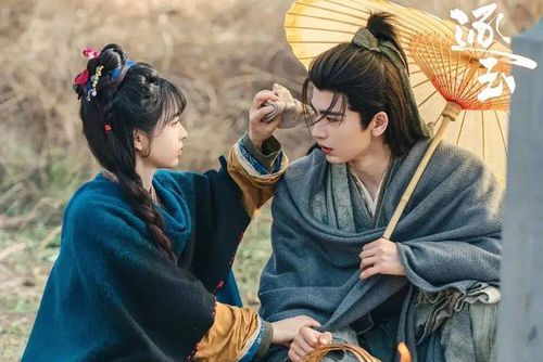 Chuyển thể từ tiểu thuyết nổi tiếng, phim ghi điểm nhờ mô-típ cưới trước yêu sau quen thuộc nhưng được triển khai hấp dẫn. Nhân vật Phàn Trường Ngọc - một nữ đồ tể vô tình cứu sống Tạ Chinh, vị hầu gia quyền lực. Từ một cuộc hôn nhân giả, cả hai dần nảy sinh tình cảm thật giữa vòng xoáy âm mưu triều chính. Tác phẩm tạo hiệu ứng tốt trong giai đoạn tháng 3-4/2026.