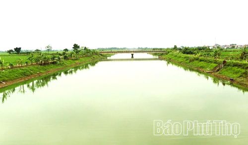 Kênh dẫn vào hồ điều hòa, trạm bơm Nguyệt Đức (nằm trên địa bàn hai xã Nguyệt Đức và Tam Hồng) – khu vực tiềm ẩn nguy cơ đuối nước, từng ghi nhận một số vụ việc đau lòng.